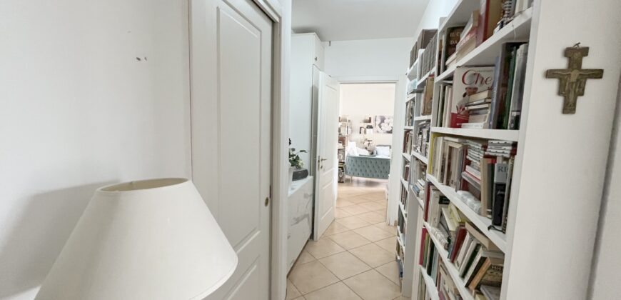 Bellissimo Trilocale con Terrazzo Vivibile Albenga