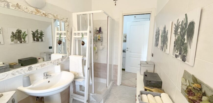 Bellissimo Trilocale con Terrazzo Vivibile Albenga