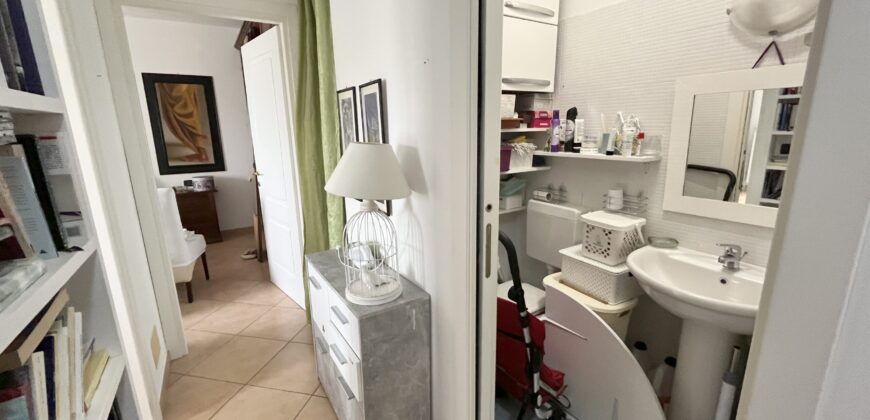 Bellissimo Trilocale con Terrazzo Vivibile Albenga