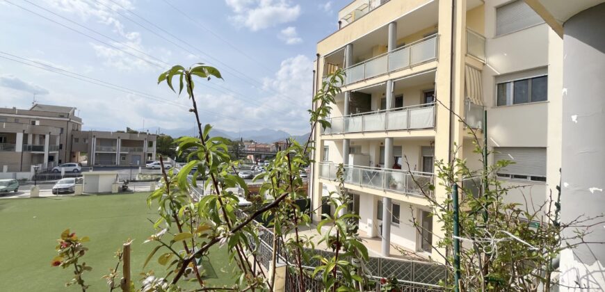Bellissimo Trilocale con Terrazzo Vivibile Albenga