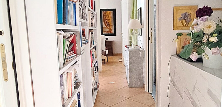 Elegante Trilocale, nel Cuore della Città